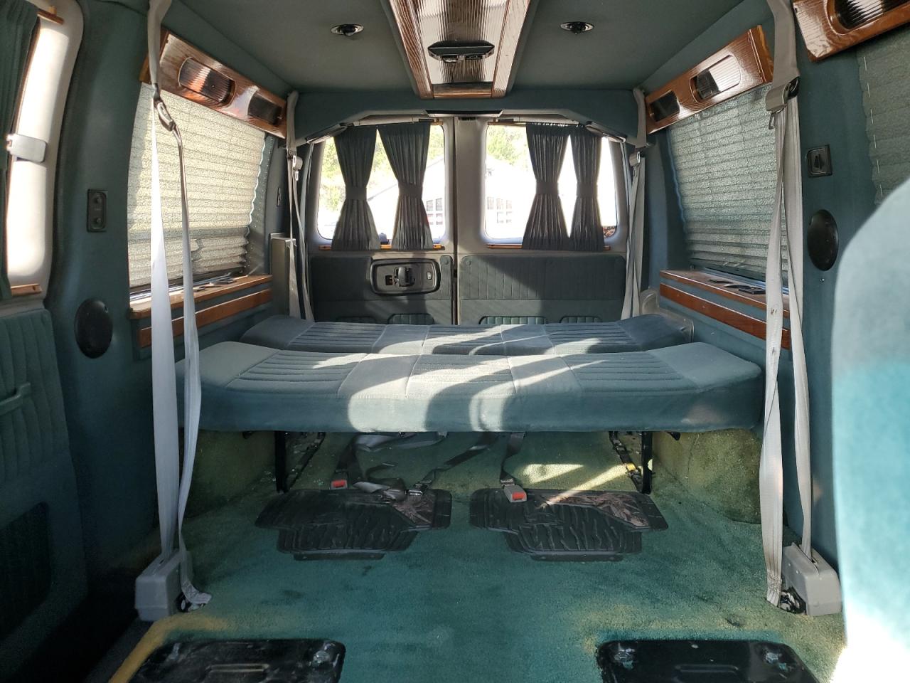 1997 Chevrolet Express G1500 VIN: 1GBFG15R8V1066076 Lot: 80716475