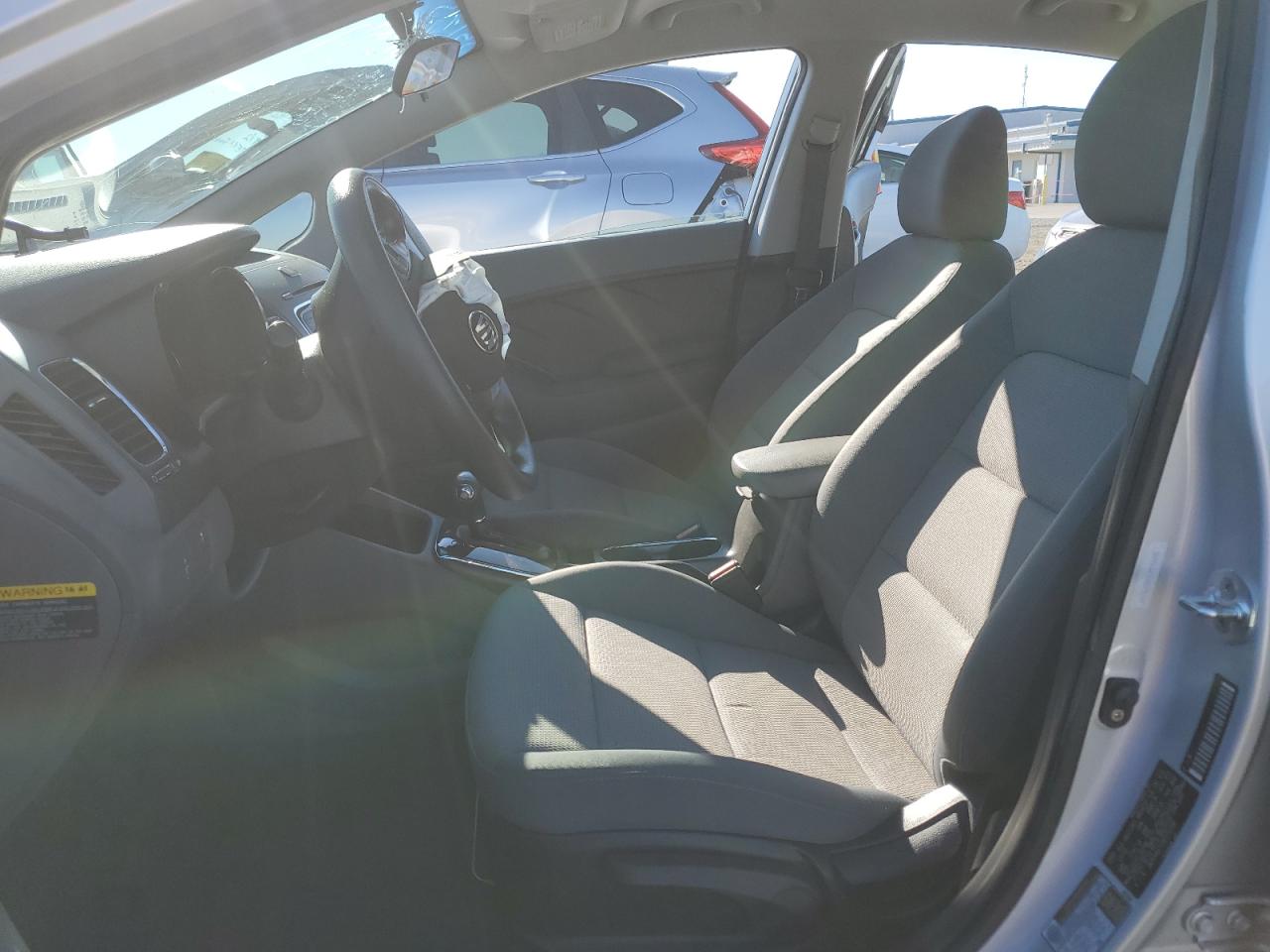 2017 Kia Forte Lx VIN: 3KPFK4A71HE075199 Lot: 81711555