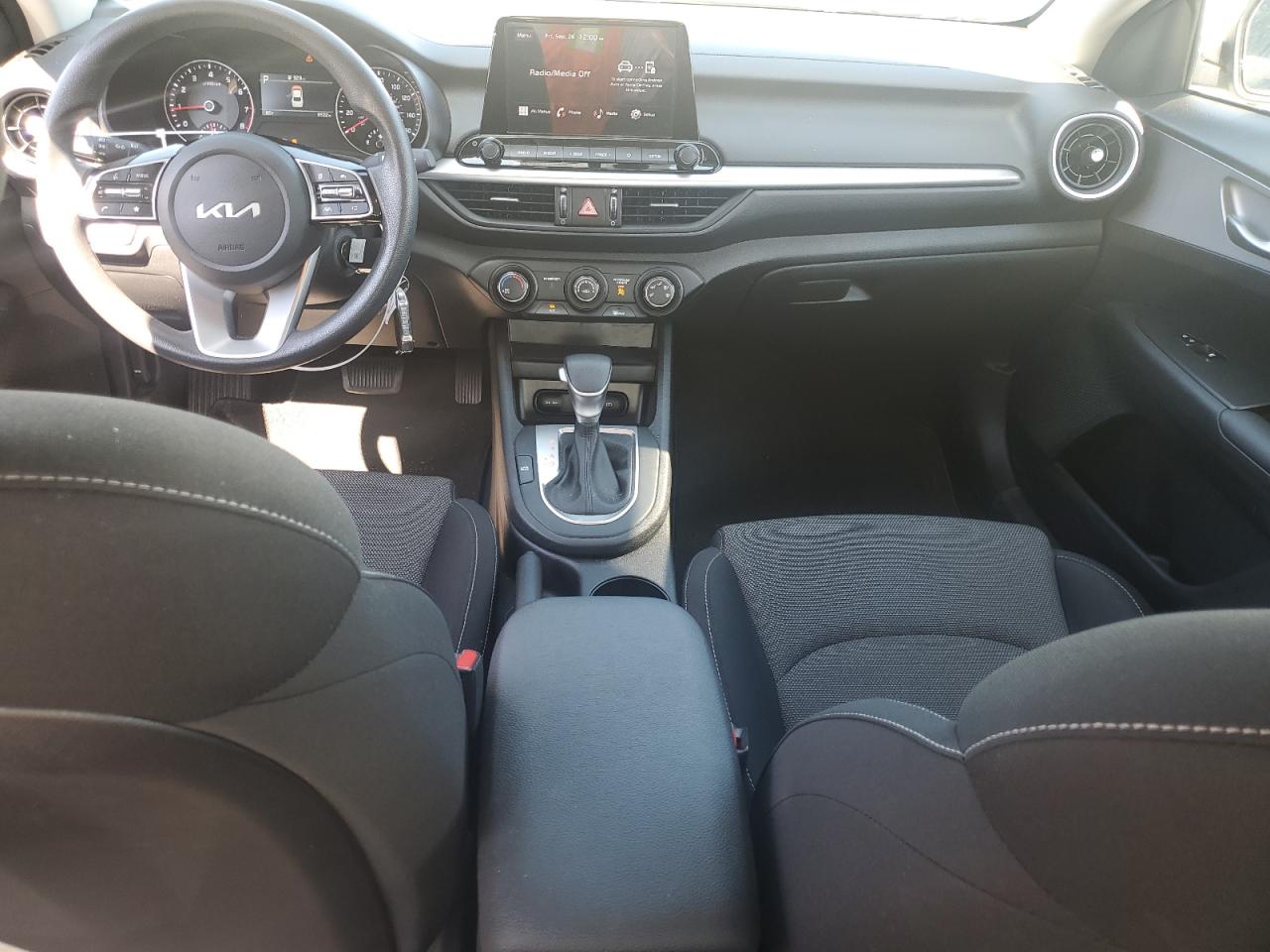 2024 Kia Forte Lx VIN: 3KPF24AD0RE747521 Lot: 83938885