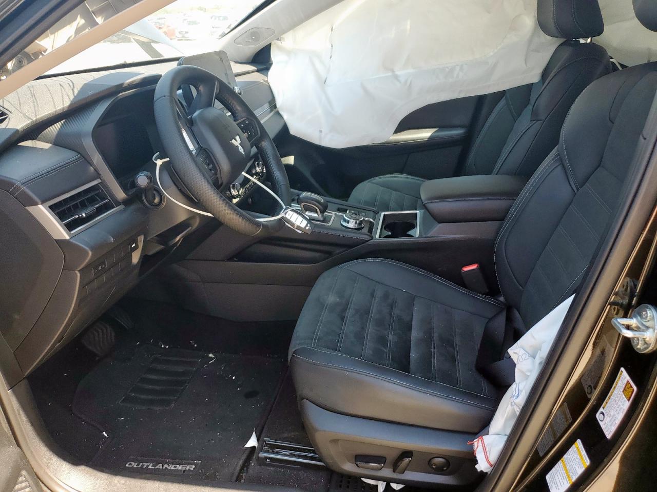 2024 Mitsubishi Outlander Se VIN: JA4J3VA84RZ080533 Lot: 81148805