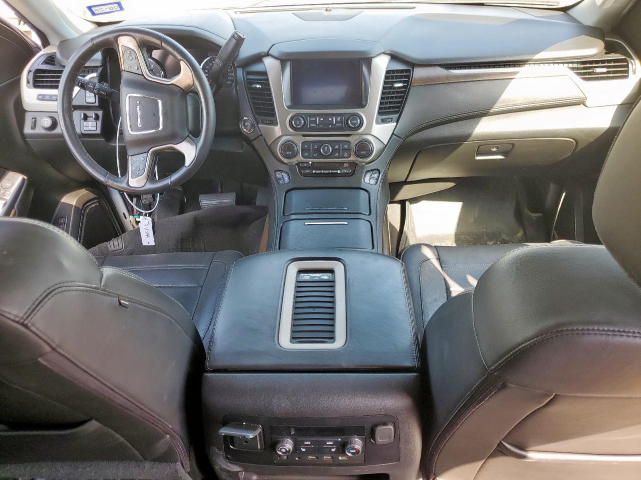 2018 GMC Yukon Xl Denali VIN: 1GKS1HKJ5JR142498 Lot: 81632645