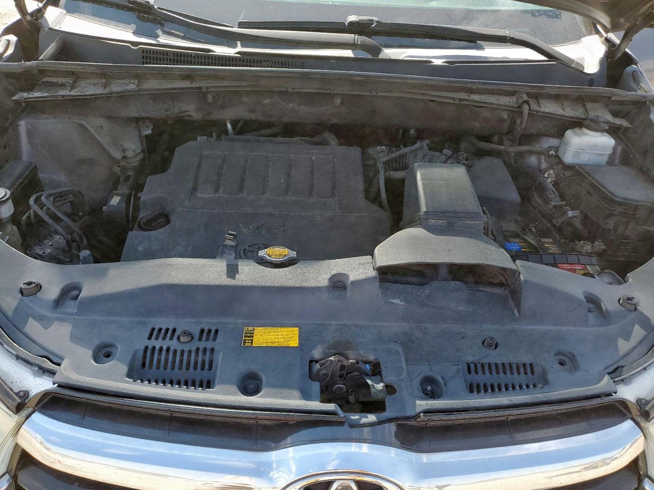 2014 Toyota Highlander Le VIN: 5TDZKRFH5ES032529 Lot: 84743375