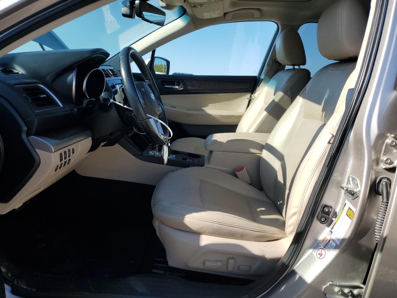 2017 Subaru Outback 2.5I Limited VIN: 4S4BSANC6H3237058 Lot: 82046475