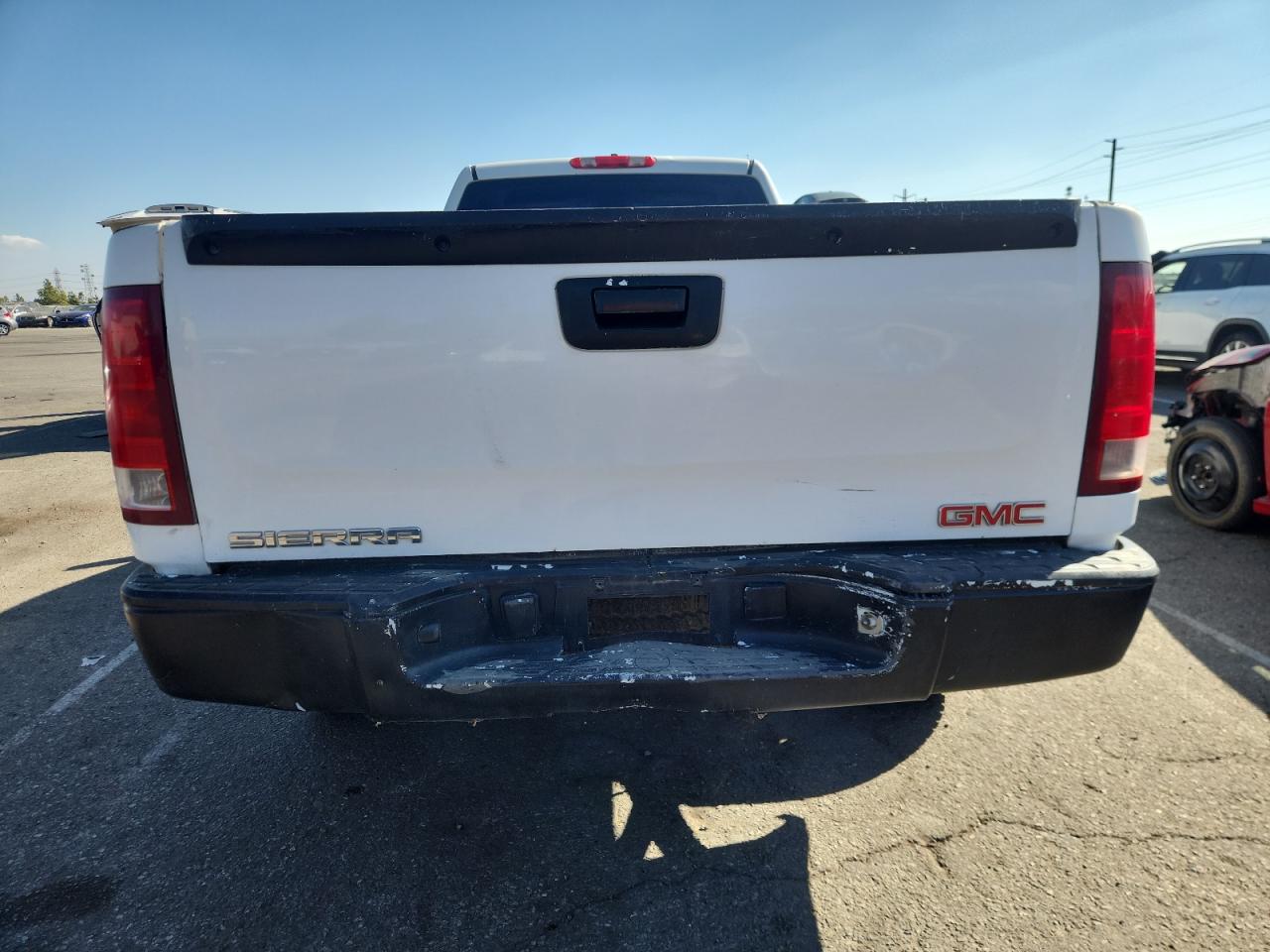 2008 GMC Sierra C1500 VIN: 1GTEC14X68Z126834 Lot: 81314705