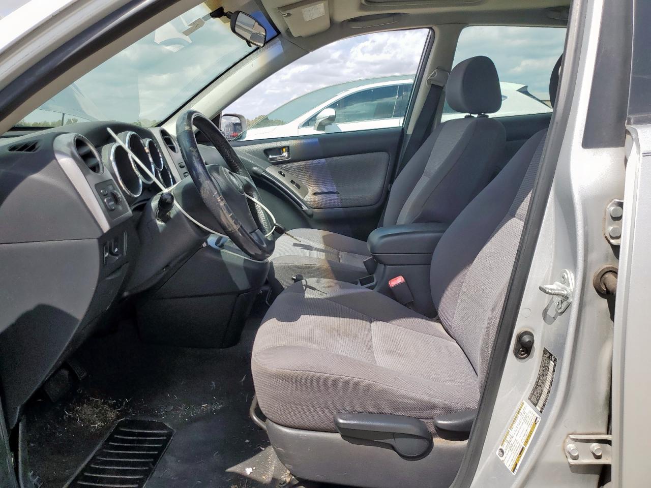 2005 Toyota Corolla Matrix Xr VIN: 2T1KR32E55C381334 Lot: 81726305