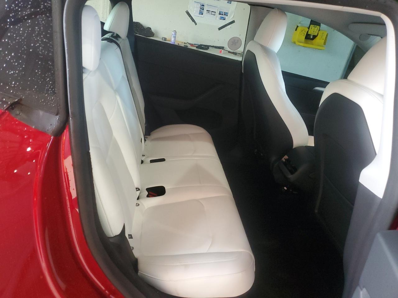 2025 Tesla Model Y VIN: 7SAYGDED5SA377316 Lot: 82024825