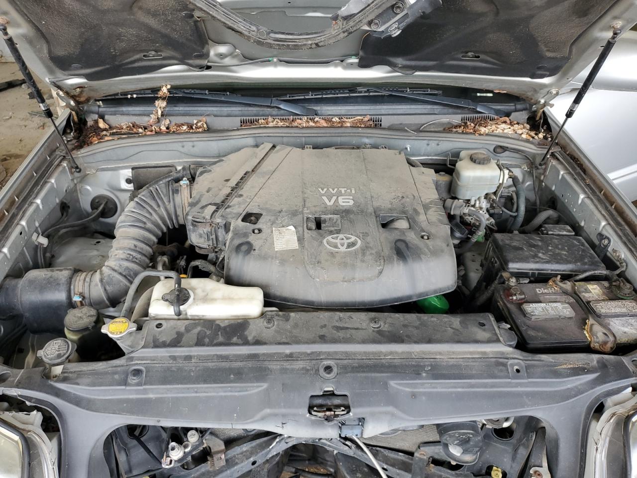 2005 Toyota 4Runner Sr5 VIN: JTEBU14R058043771 Lot: 82103375