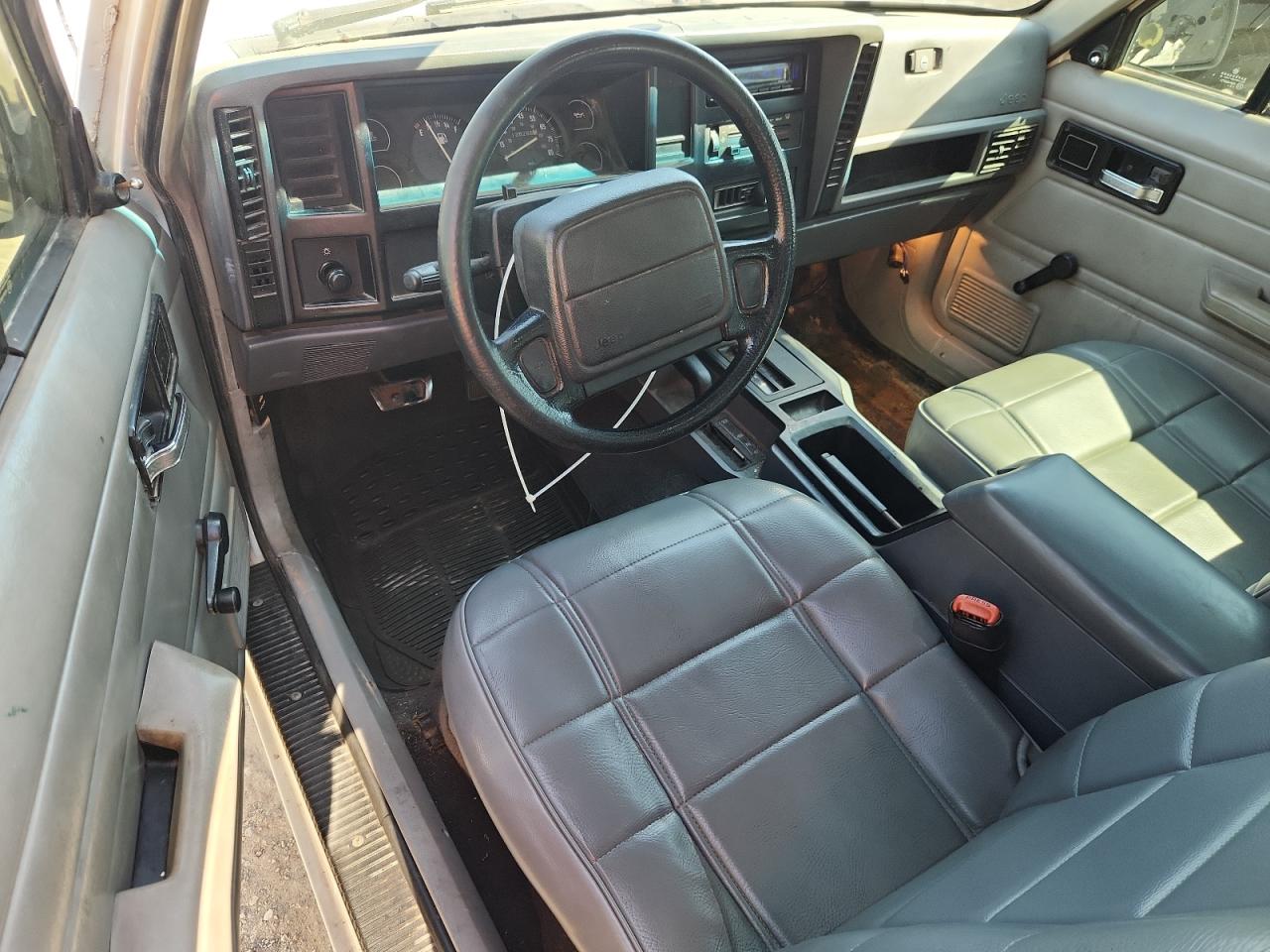 1996 Jeep Cherokee Se VIN: 1J4FJ27S7TL257566 Lot: 81800005