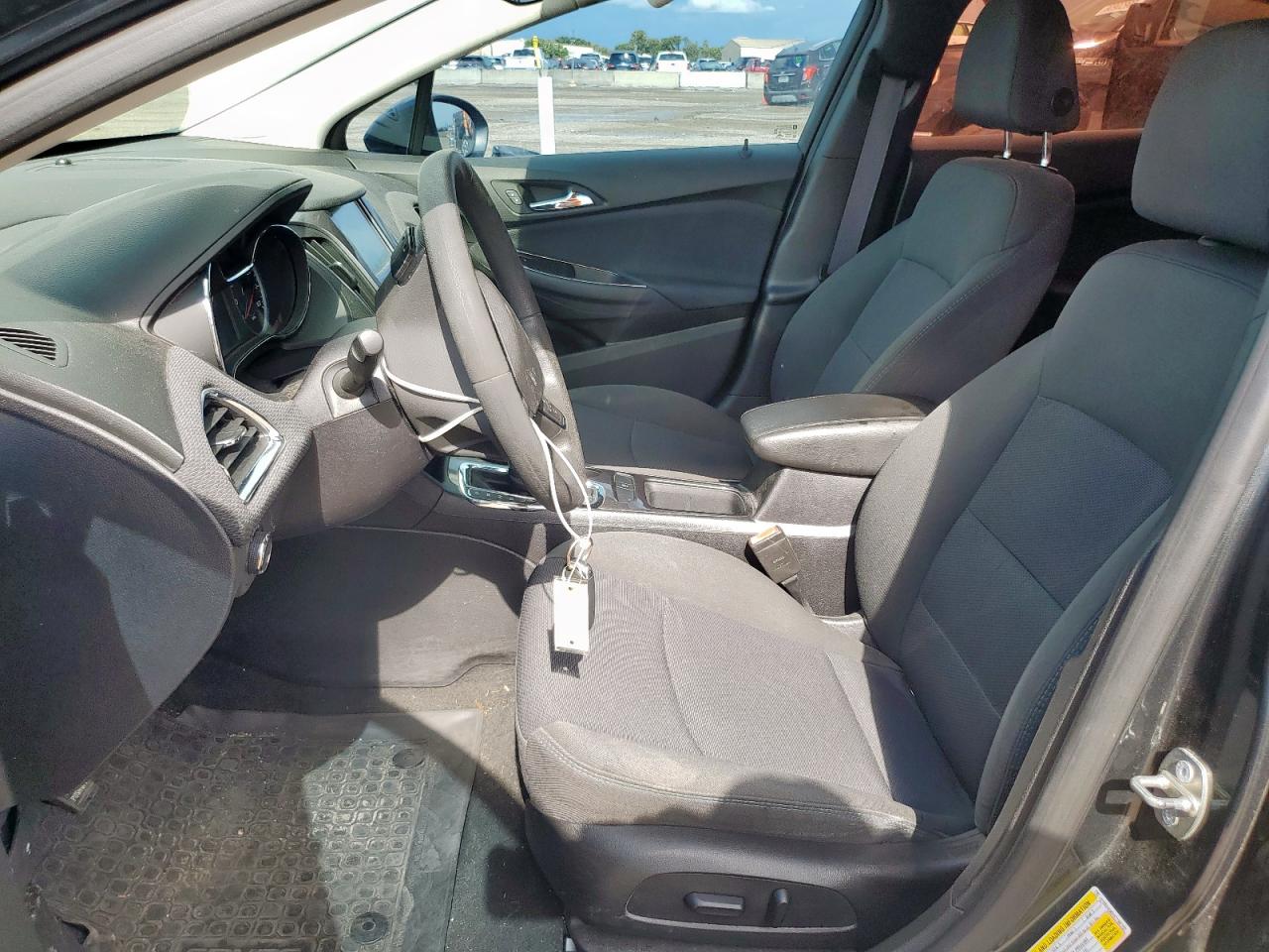 2017 Chevrolet Cruze Lt VIN: 1G1BE5SMXH7180722 Lot: 82135785