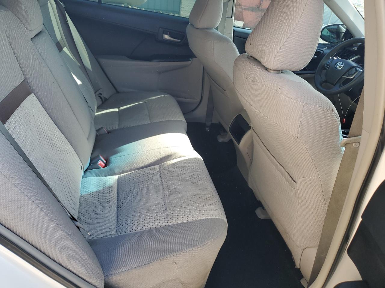 2014 Toyota Camry L VIN: 4T4BF1FK9ER428835 Lot: 70387385