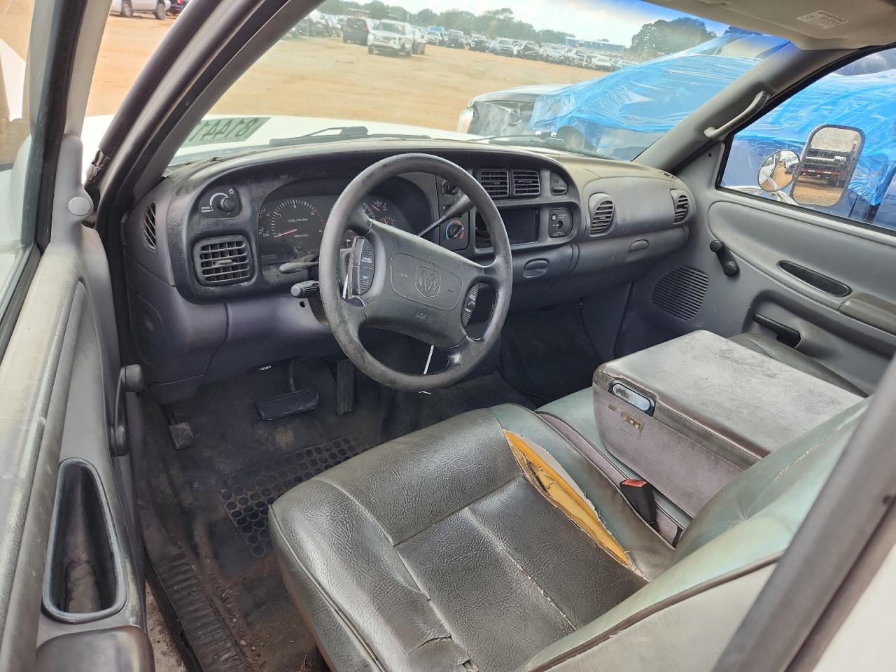 1998 Dodge Ram 3500 VIN: 3B6MC36DXWM200771 Lot: 81441745