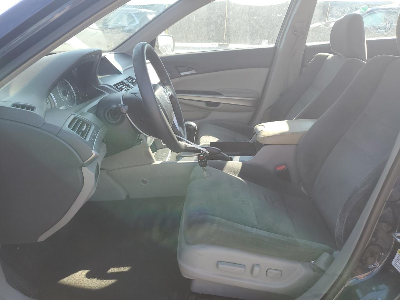 2009 Honda Accord Ex VIN: 1HGCP26789A035211 Lot: 80649035