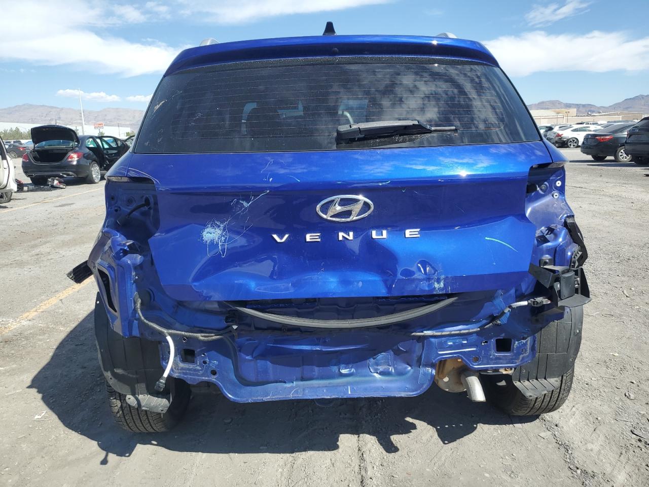 2022 Hyundai Venue Sel VIN: KMHRC8A35NU180920 Lot: 81700235