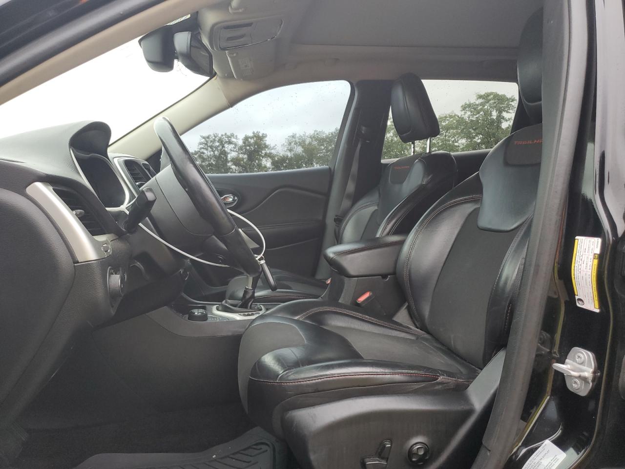 2017 Jeep Cherokee Trailhawk VIN: 1C4PJMBS0HW599976 Lot: 81103895