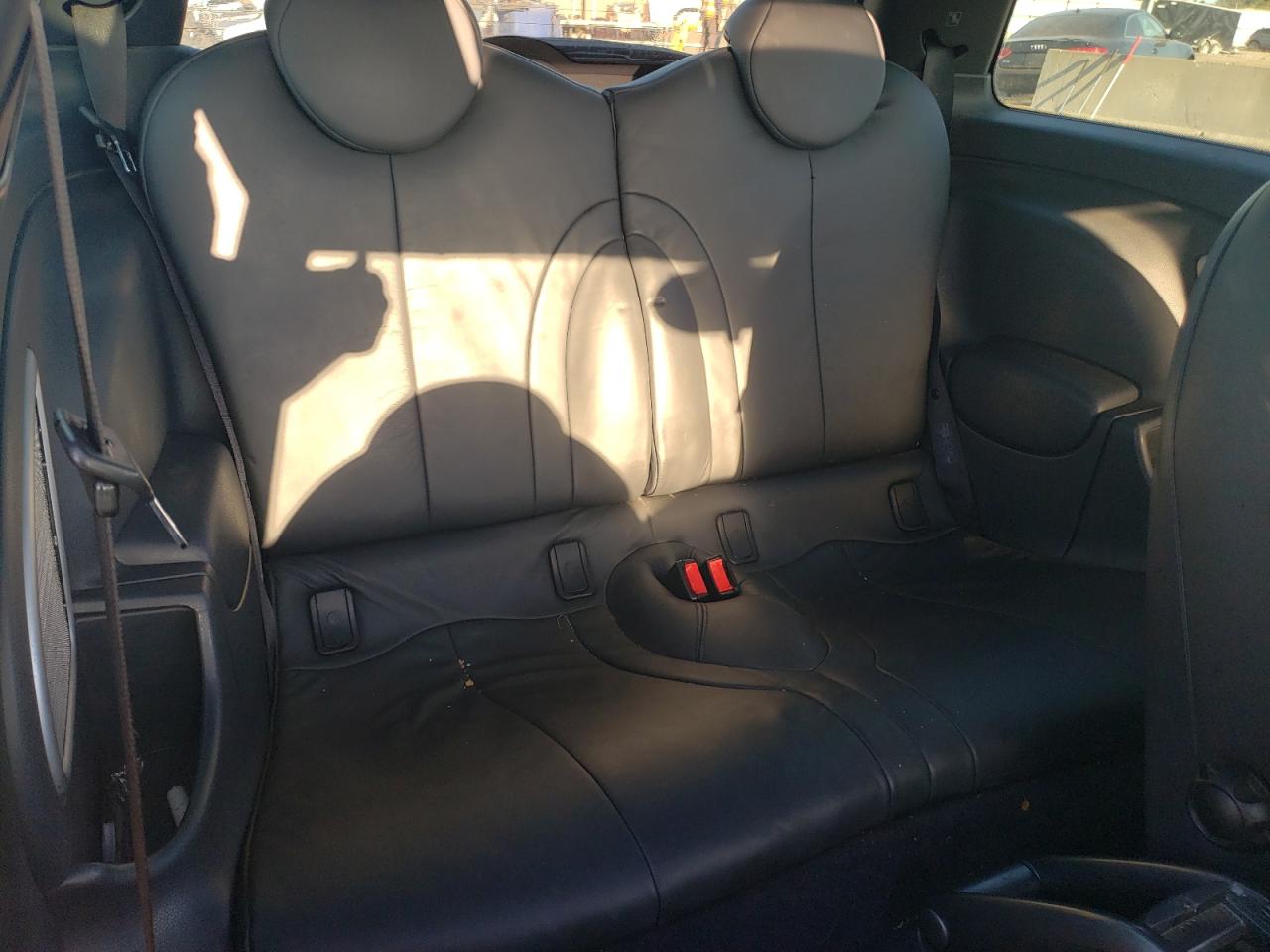 2006 Mini Cooper S VIN: WMWRE33586TJ36592 Lot: 84051215