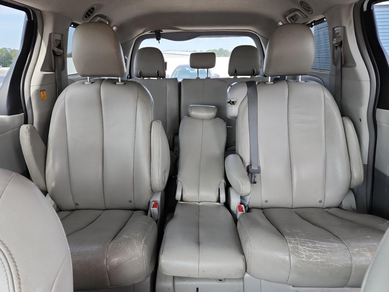 2013 Toyota Sienna Le VIN: 5TDKK3DC4DS304539 Lot: 84600075