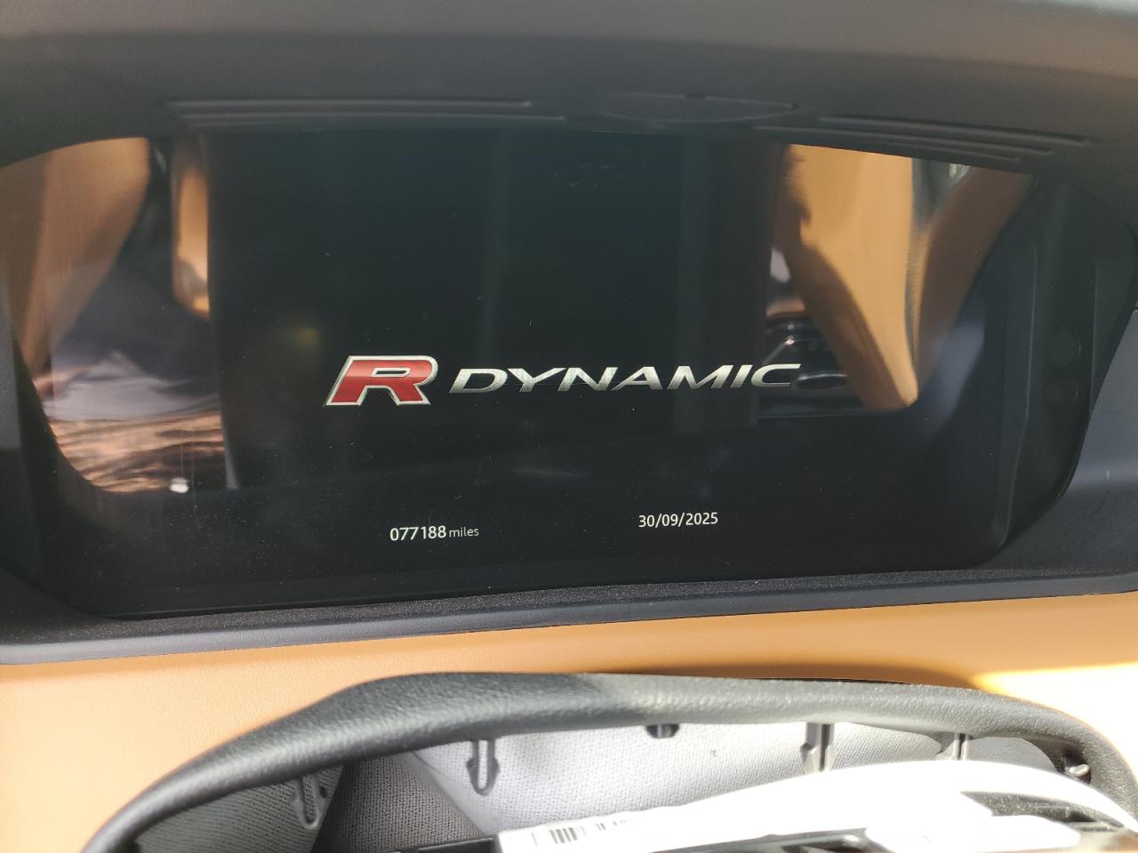 2019 Land Rover Range Rover Velar R-Dynamic Se VIN: SALYL2EX0KA796699 Lot: 84364925