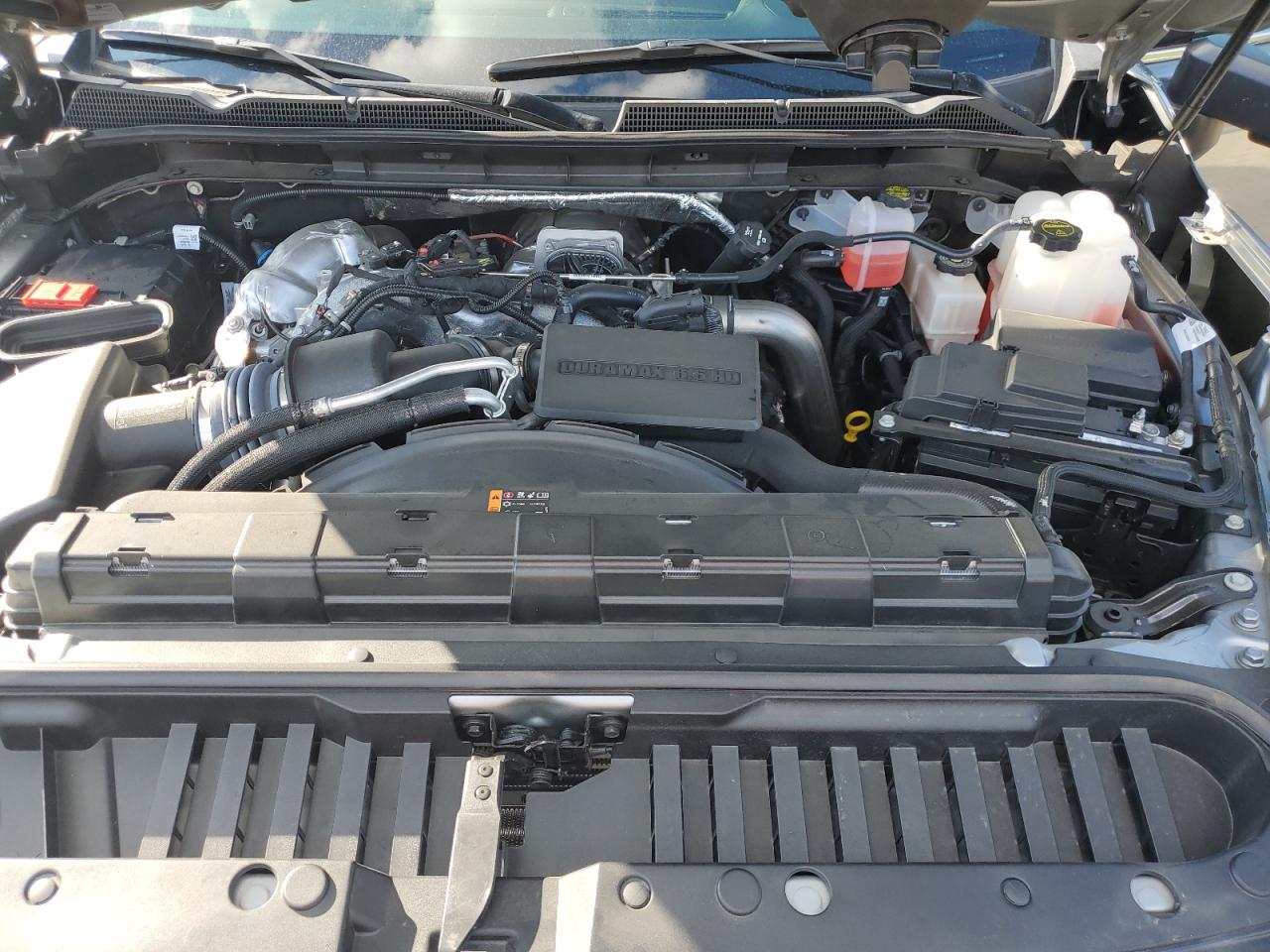 2025 GMC Sierra K2500 Denali VIN: 1GT4UREY9SF284124 Lot: 84220775