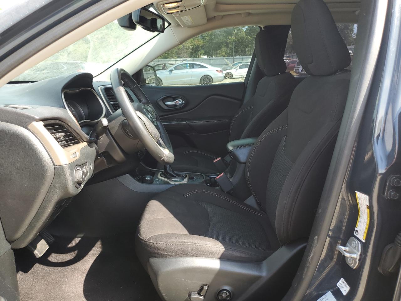 2016 Jeep Cherokee Latitude VIN: 1C4PJMCB5GW310457 Lot: 71512445