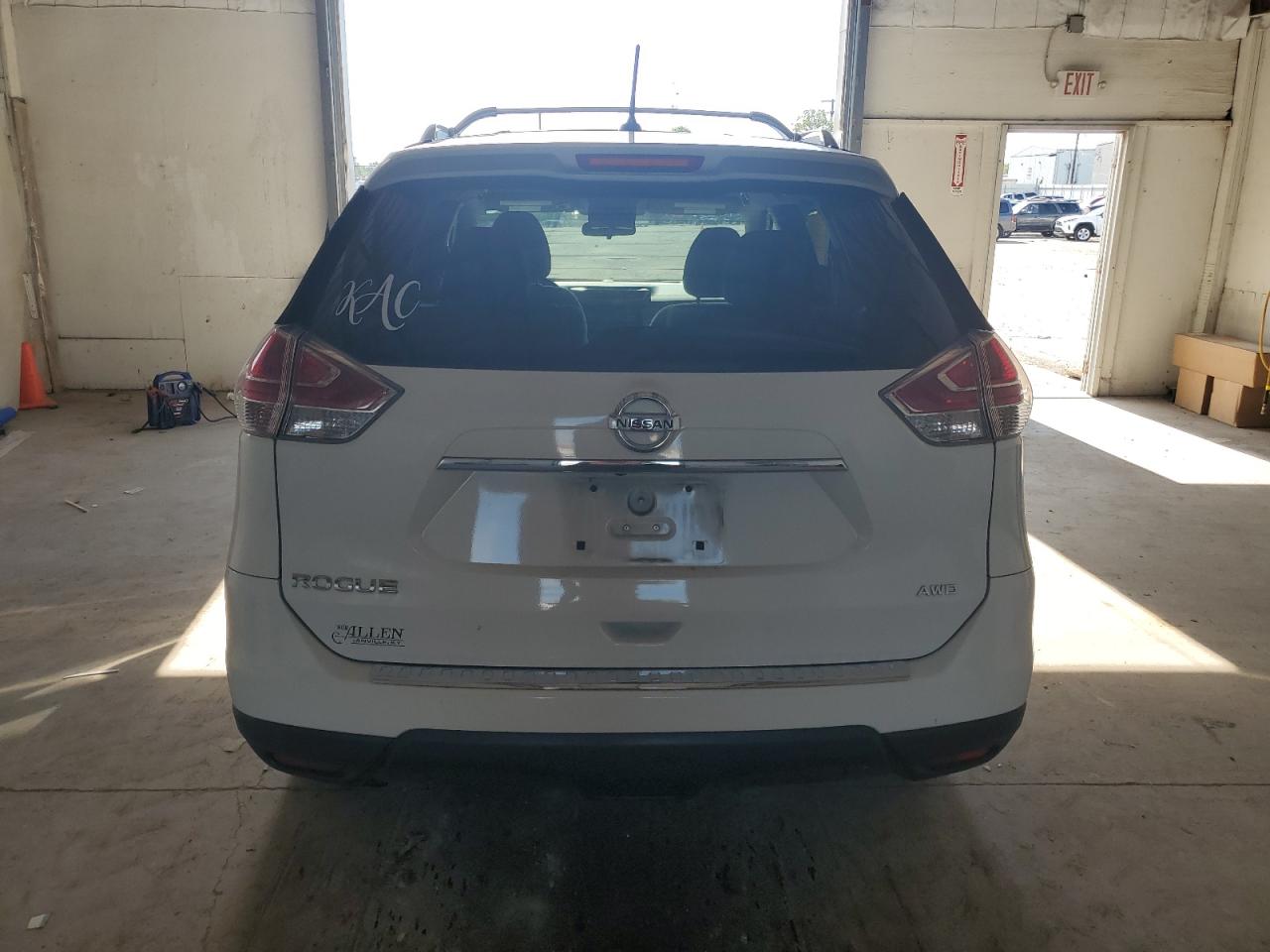2016 Nissan Rogue S VIN: 5N1AT2MV6GC923049 Lot: 83824755