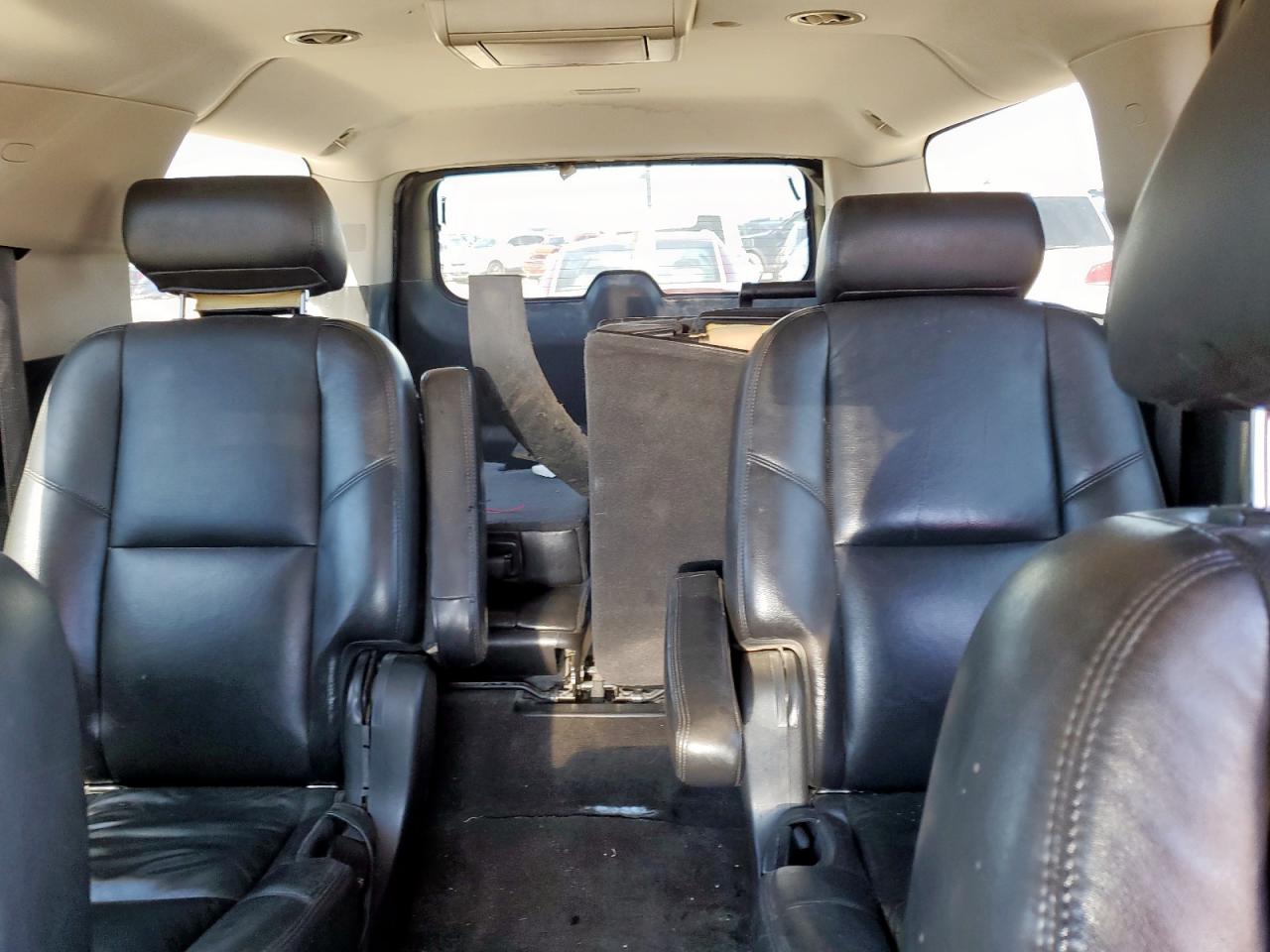 2010 GMC Yukon Xl Denali VIN: 1GKUKMEF2AR275130 Lot: 81749835