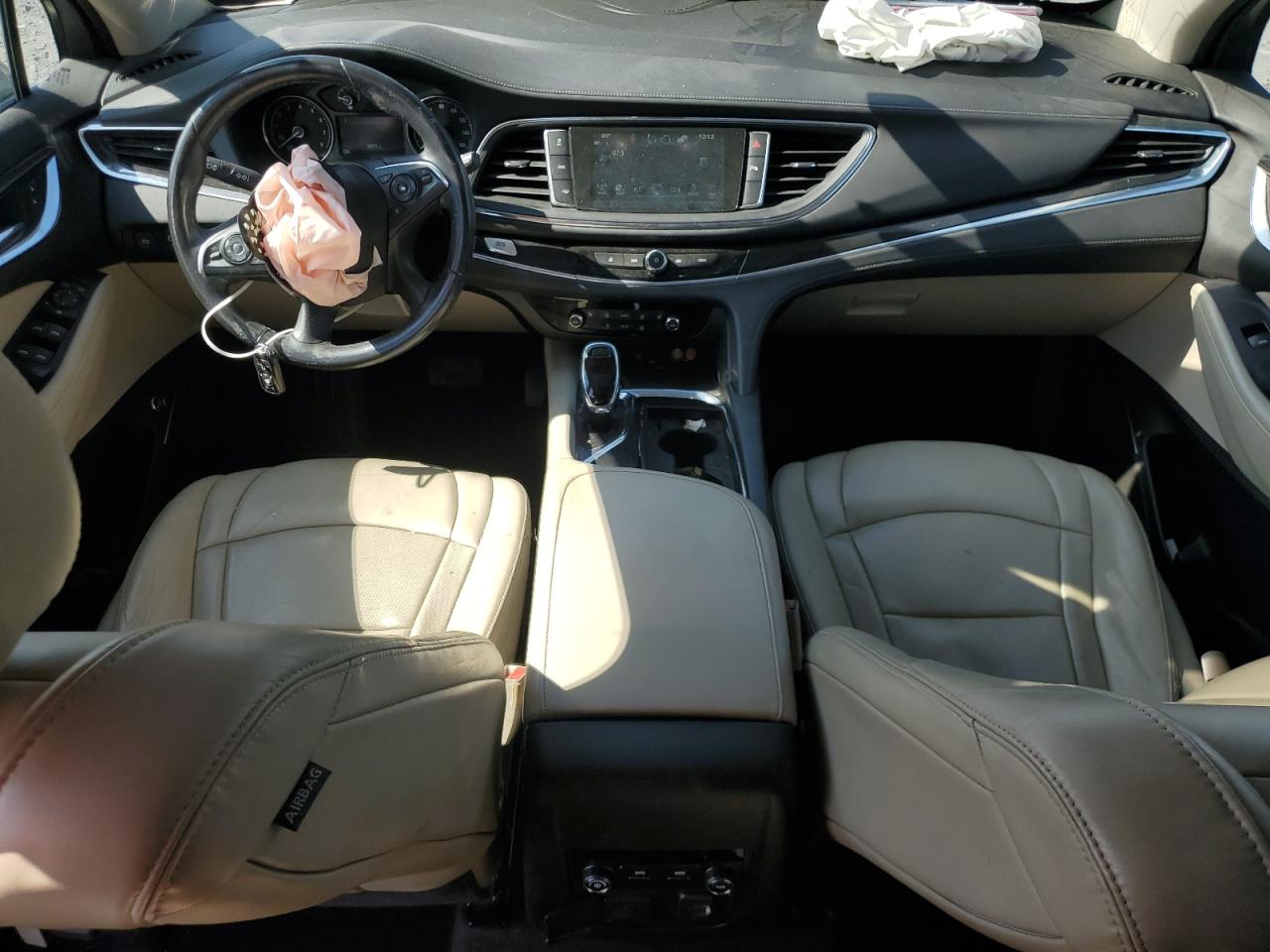 2018 Buick Enclave Essence VIN: 5GAEVAKW0JJ232531 Lot: 81270005