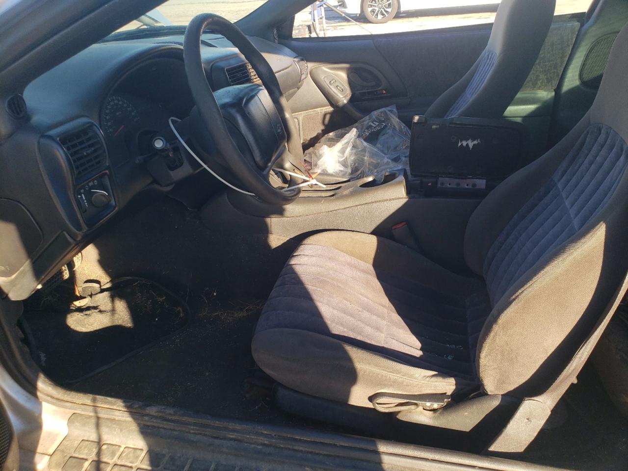 2002 Chevrolet Camaro VIN: 2G1FP22K122125552 Lot: 84611225