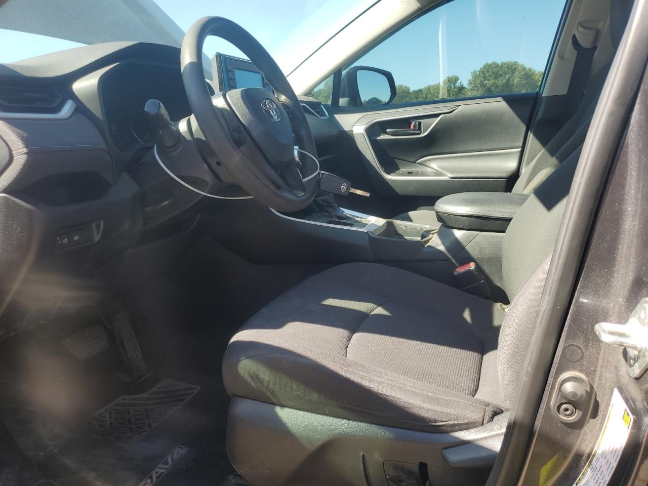 2020 Toyota Rav4 Le VIN: 2T3H1RFV8LW103710 Lot: 81665895