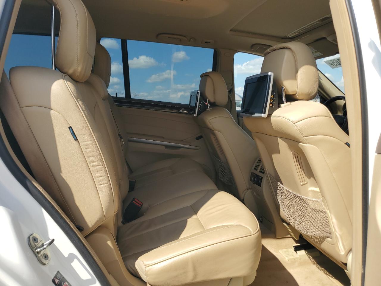 2011 Mercedes-Benz Gl 550 4Matic VIN: 4JGBF8GE4BA699200 Lot: 84392165