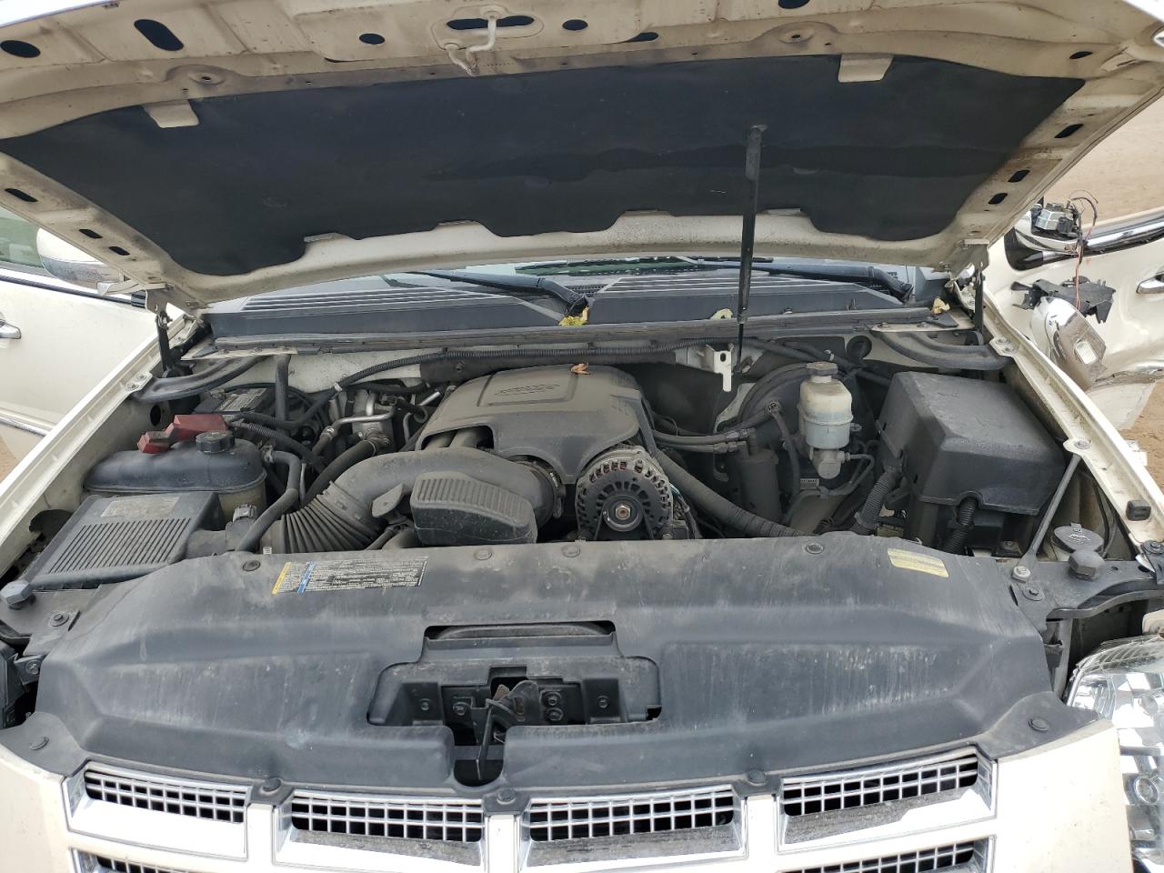 2010 Cadillac Escalade Premium VIN: 1GYUKCEF2AR278349 Lot: 70423935