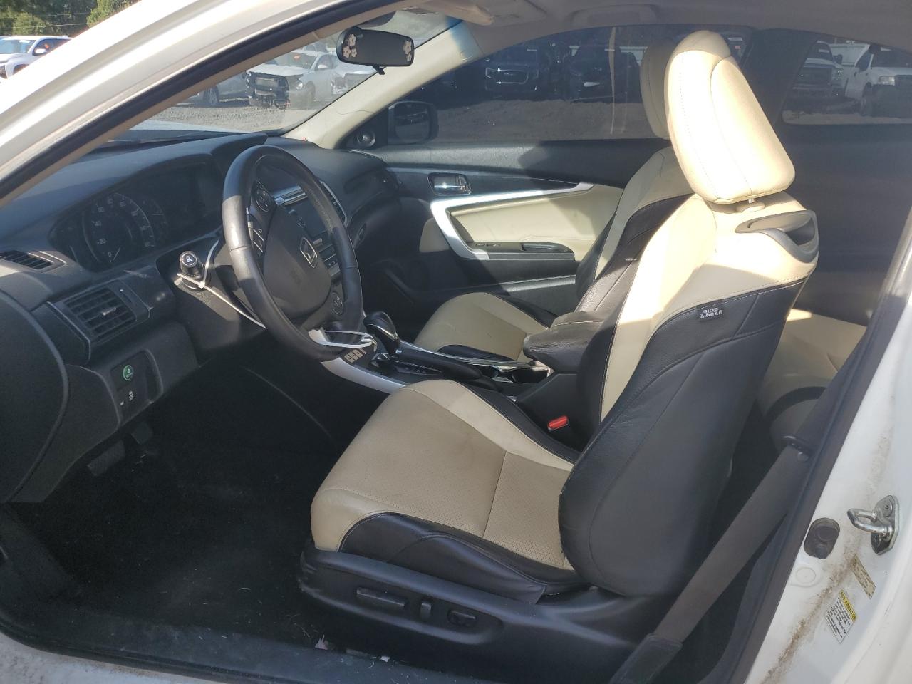 2013 Honda Accord Exl VIN: 1HGCT1B87DA010328 Lot: 84428495