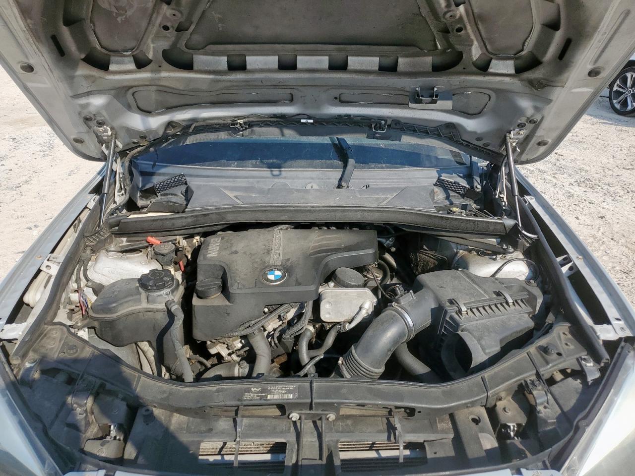 2015 BMW X1 Sdrive28I VIN: WBAVM1C5XFV318224 Lot: 80740305