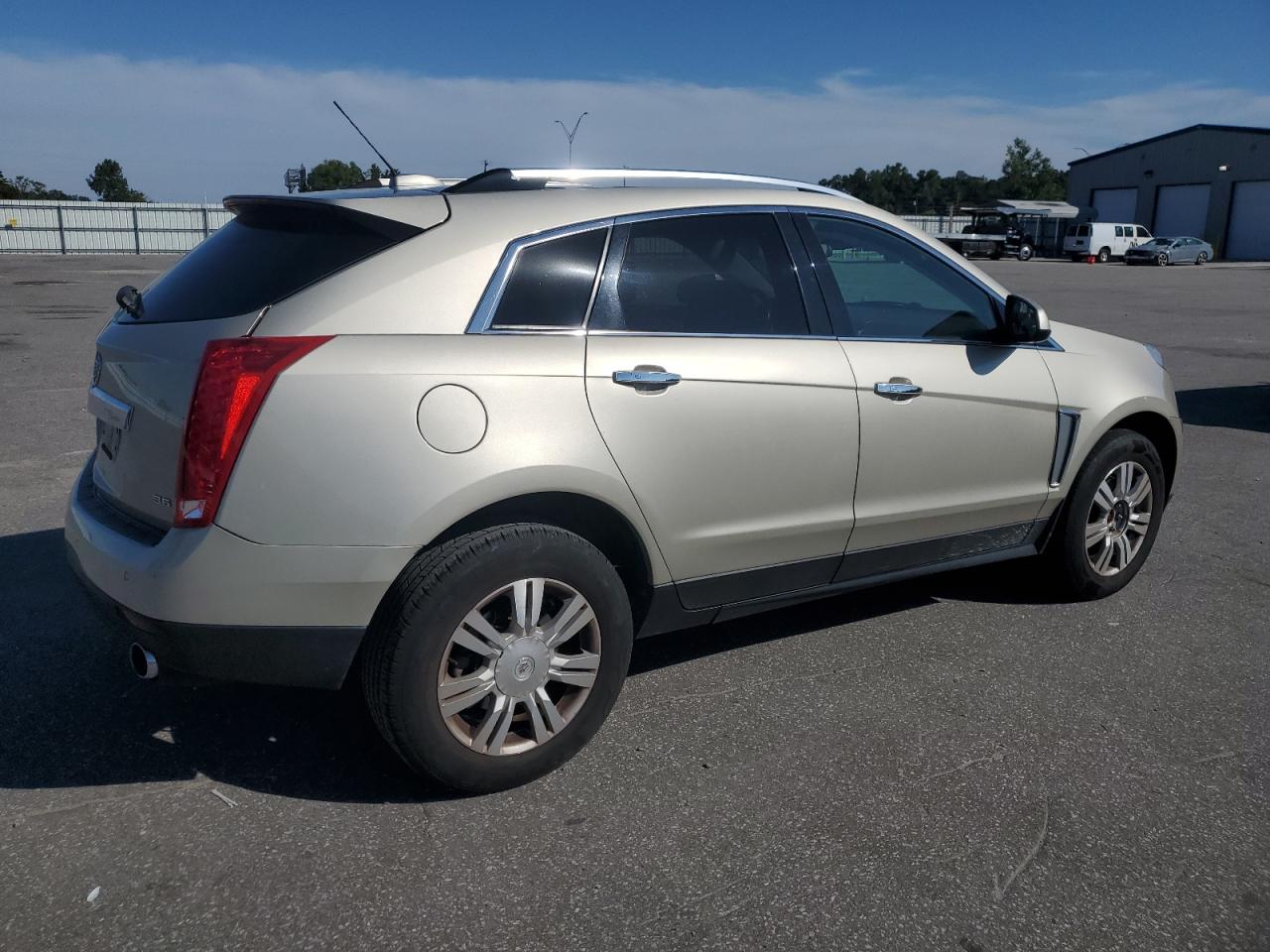 2016 Cadillac Srx Luxury Collection 3GYFNBE32GS561243 photo #4