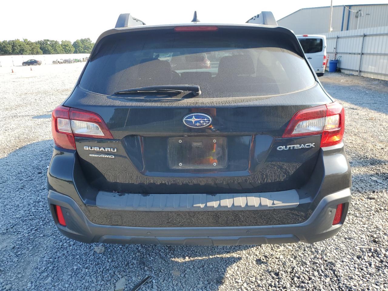 2018 Subaru Outback 2.5I Limited VIN: 4S4BSANC0J3219063 Lot: 70908005