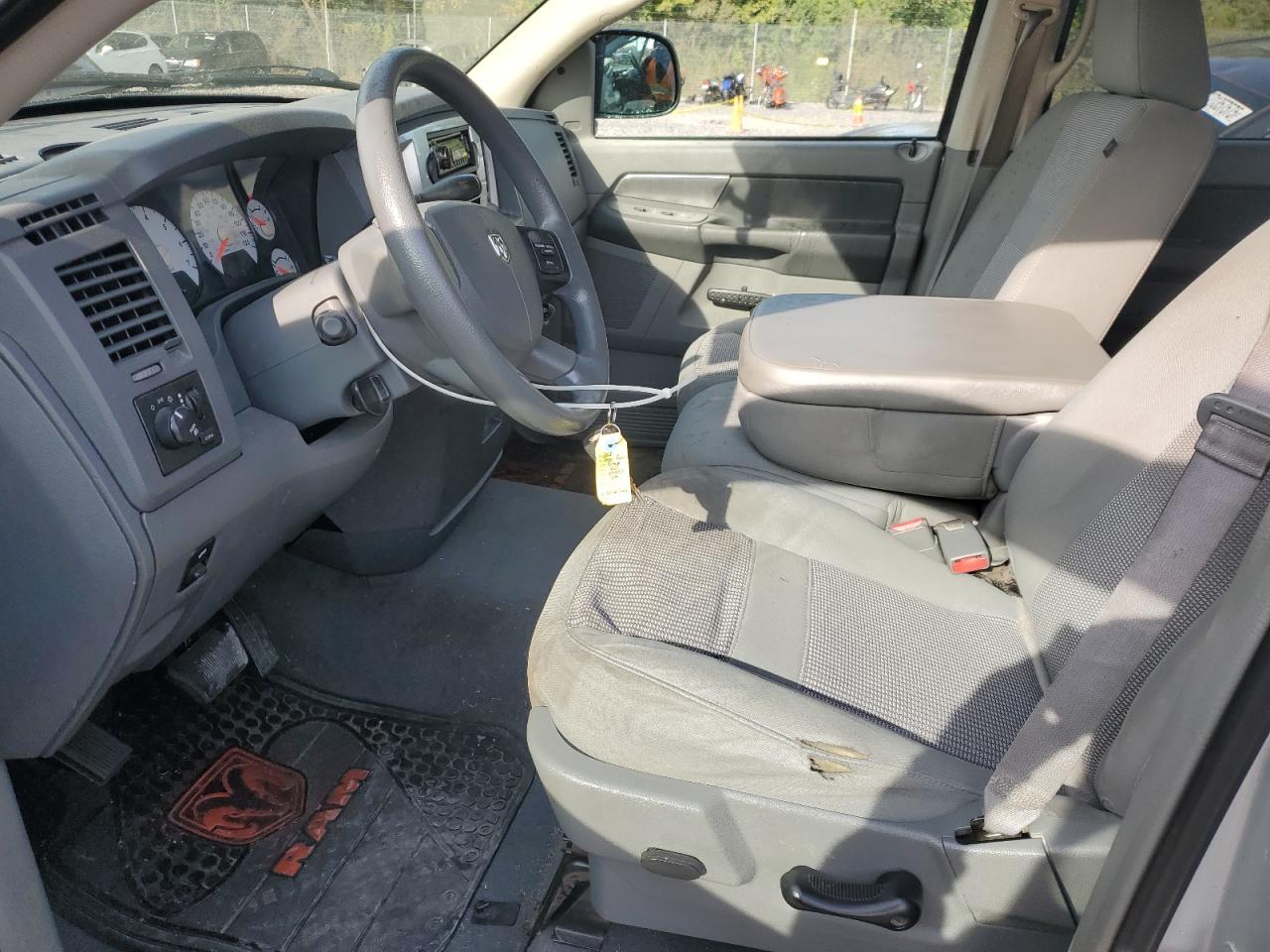 2008 Dodge Ram 1500 St VIN: 1D7HU18208S586613 Lot: 71502335