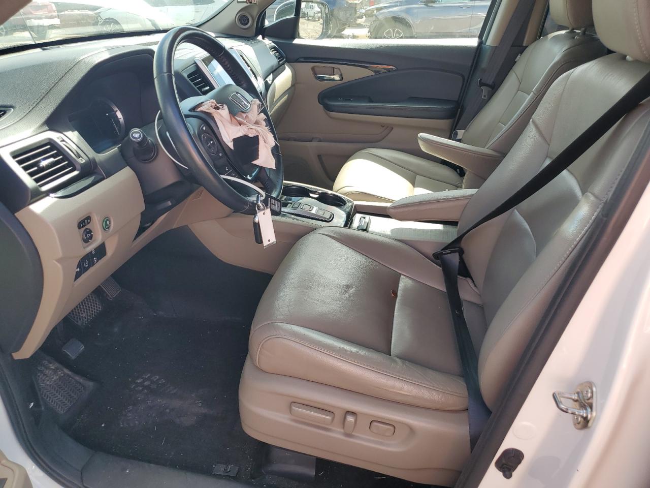 2017 Honda Pilot Touring VIN: 5FNYF6H96HB003988 Lot: 84274855