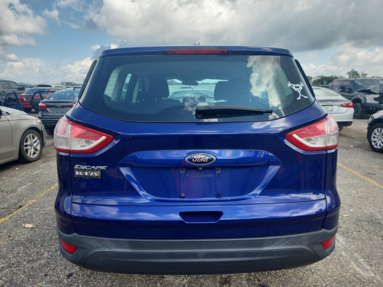 2014 Ford Escape S VIN: 1FMCU0F76EUB45271 Lot: 82133325