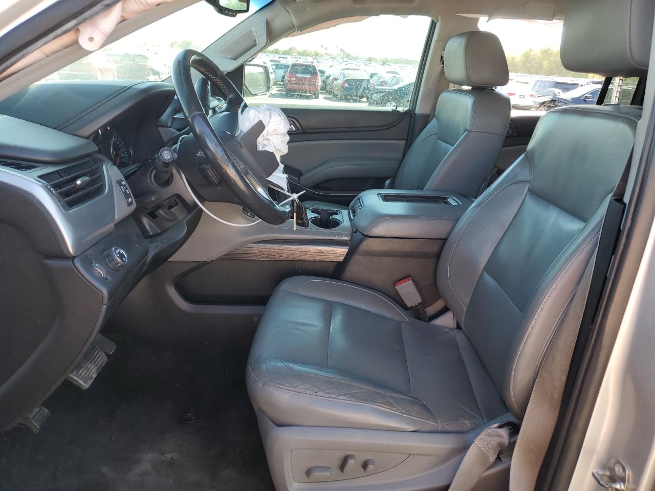 2015 Chevrolet Suburban C1500 Lt VIN: 1GNSCJKC6FR563787 Lot: 80755075