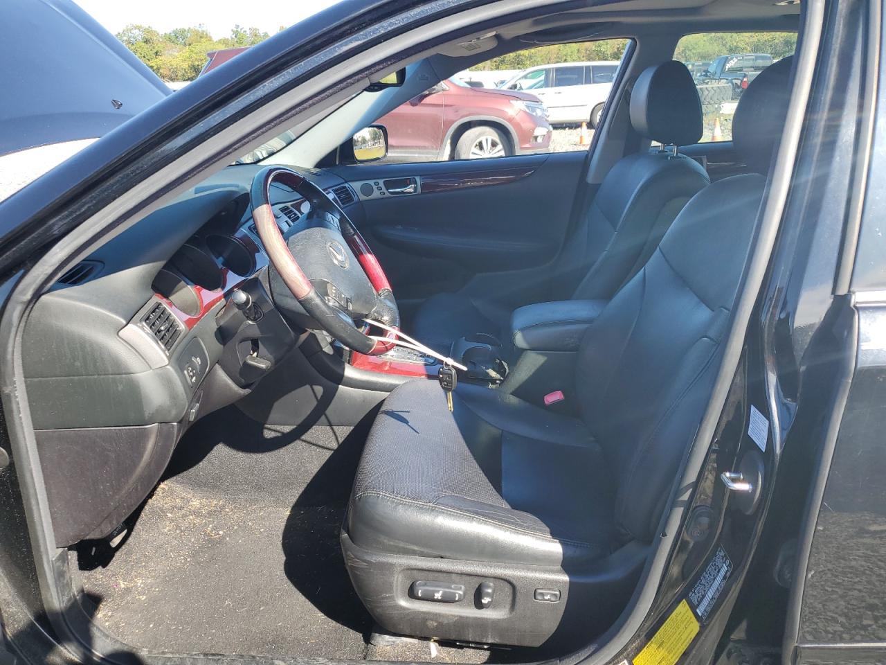 2005 Lexus Es 330 VIN: JTHBA30G955117427 Lot: 71837335