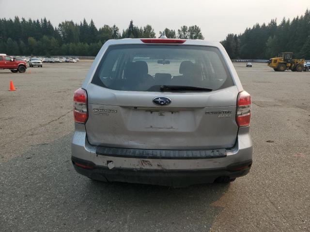  SUBARU FORESTER 2016 Серебристый