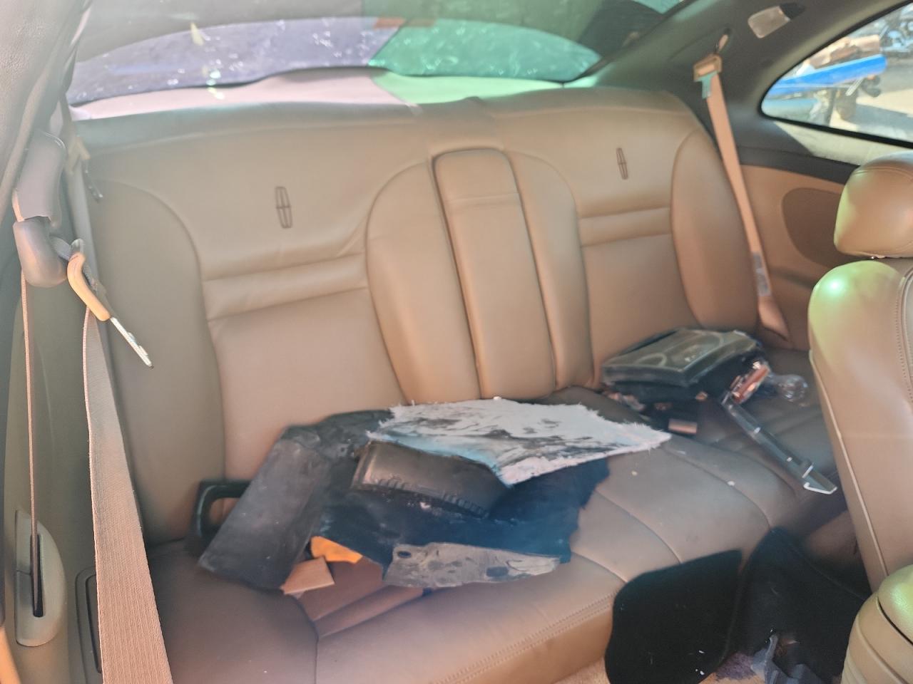 1996 Lincoln Mark Viii Base VIN: 1LNLM91V0TY724188 Lot: 84204745