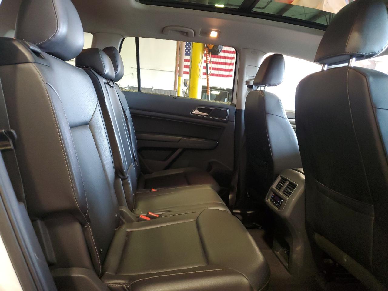 2018 Volkswagen Atlas Sel VIN: 1V2MR2CA2JC546921 Lot: 72082975