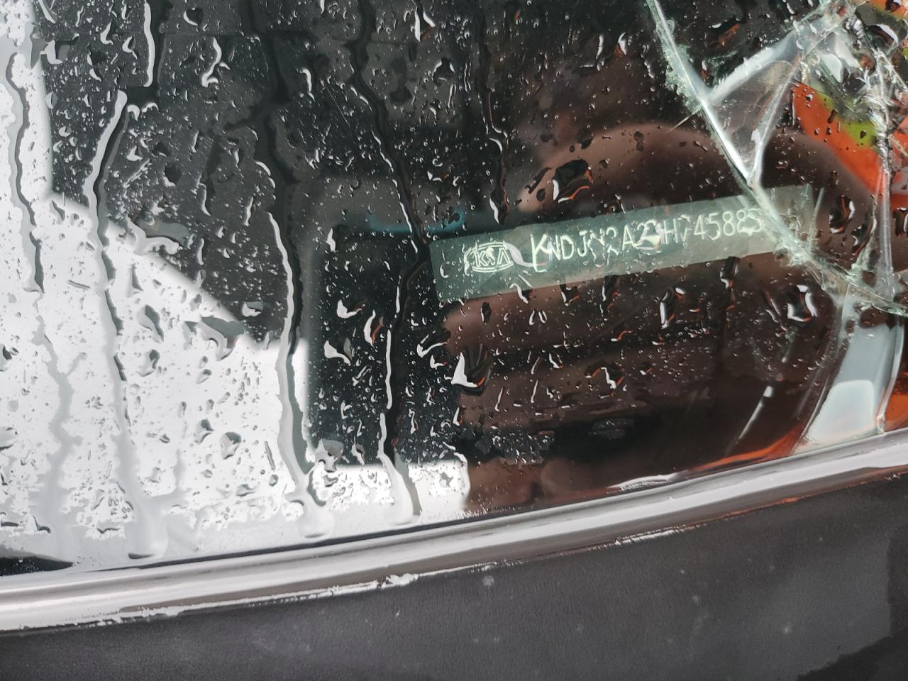 2017 Kia Soul VIN: KNDJN2A23H7458880 Lot: 83831585