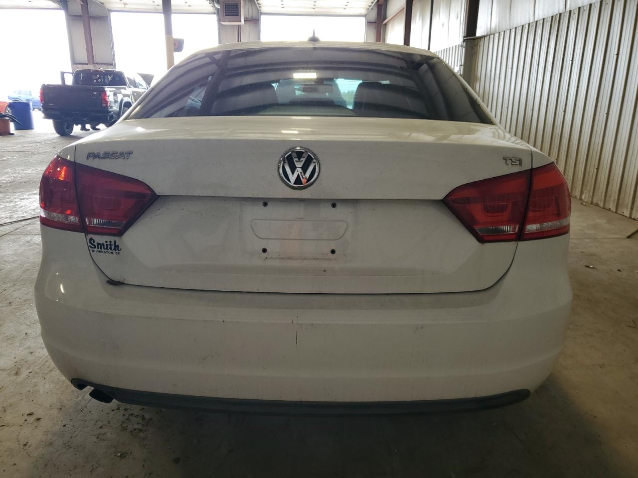 2014 Volkswagen Passat S VIN: 1VWAT7A3XEC038092 Lot: 81437885