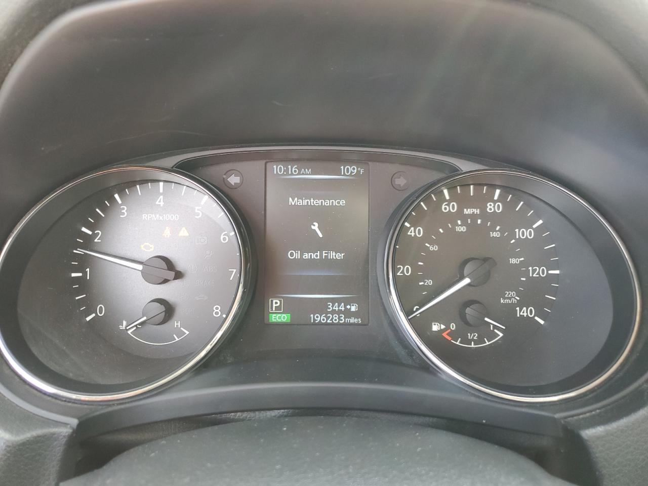 2017 Nissan Rogue S VIN: JN8AT2MT5HW139792 Lot: 81964365