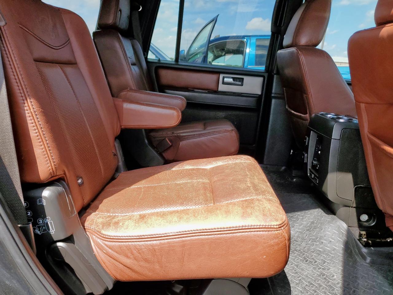 2012 Ford Expedition Xlt VIN: 1FMJU1H57CEF24245 Lot: 82131435