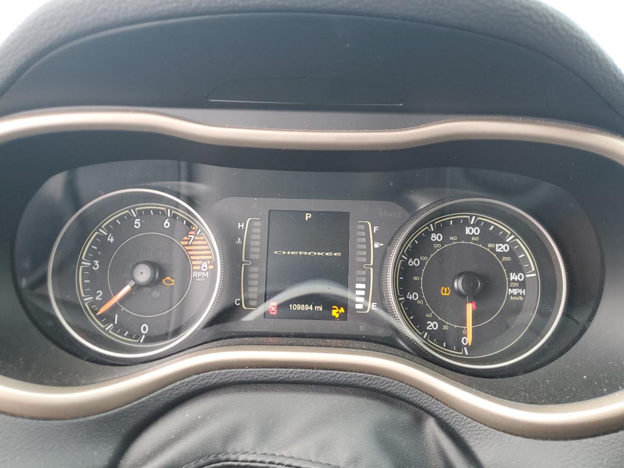 2016 Jeep Cherokee Latitude VIN: 1C4PJMCS7GW266381 Lot: 70770485