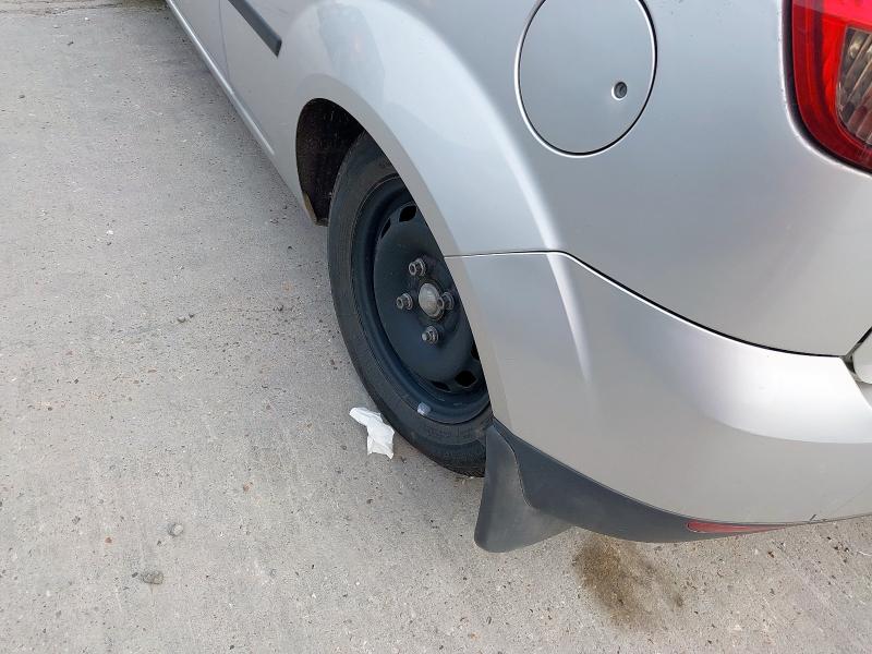 2003 FORD FIESTA FINESSE 