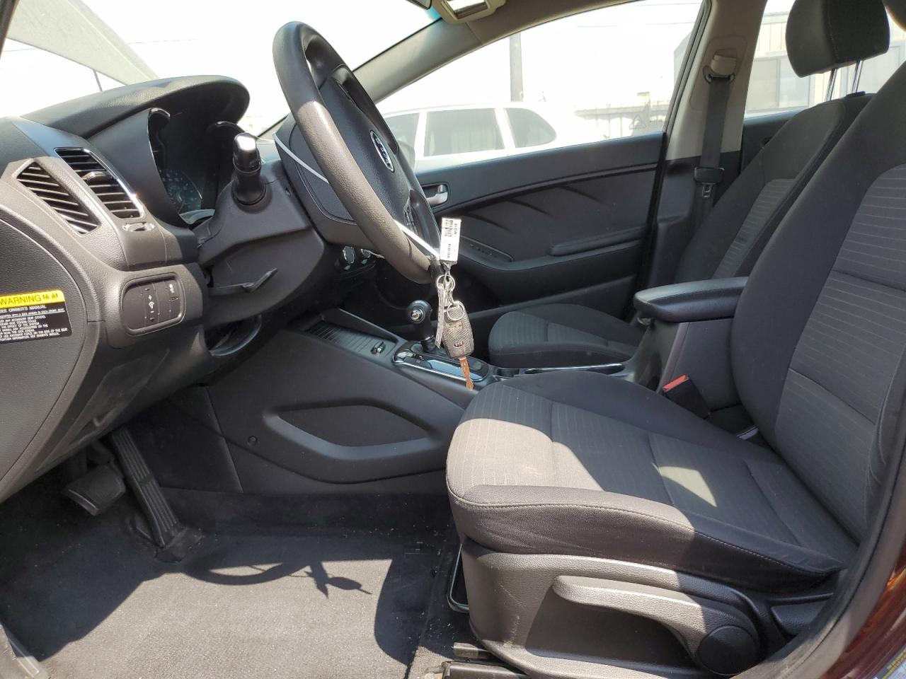 2017 Kia Forte Lx VIN: 3KPFL4A75HE013351 Lot: 70925875