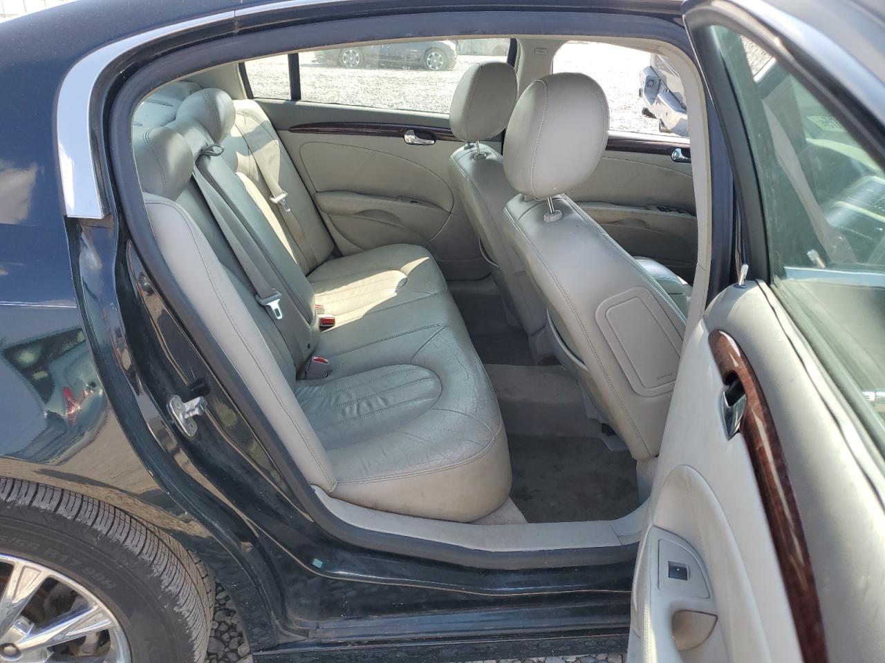 2010 Buick Lucerne Cxl VIN: 1G4HC5EM7AU107555 Lot: 81144705